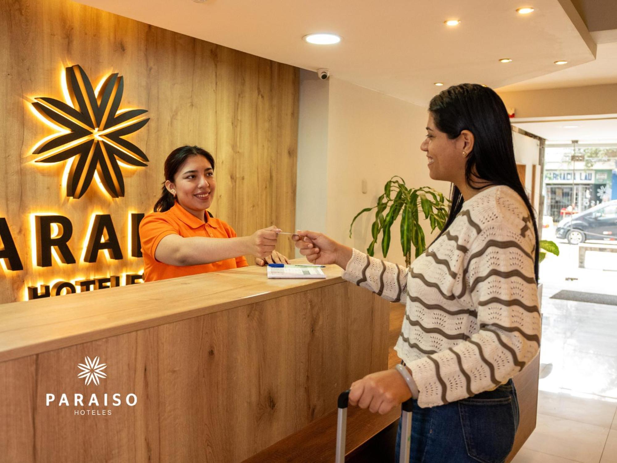 Hoteles Paraiso ชิกลาโย ภายนอก รูปภาพ